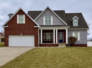 117 Cherry Blossom Dr, Mount Pleasant, PA 15666