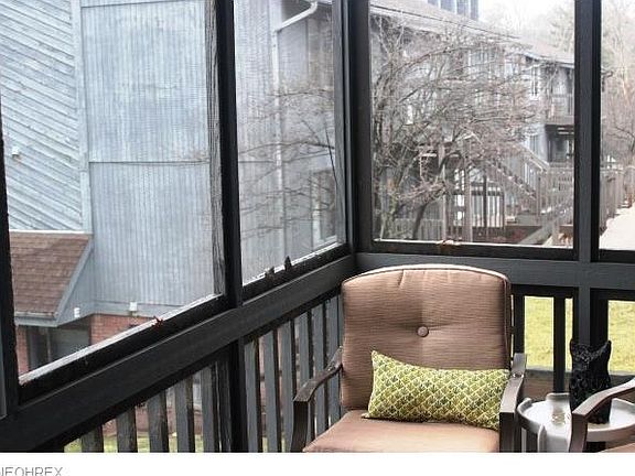 4th image of 255 Portage Lakes Dr Unit D