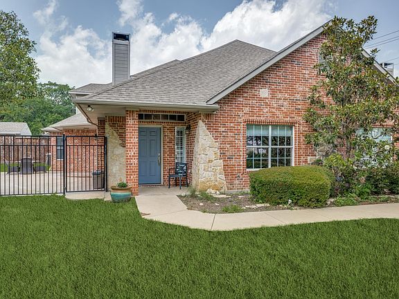 2nd image of 2302 Birchbrook Ct