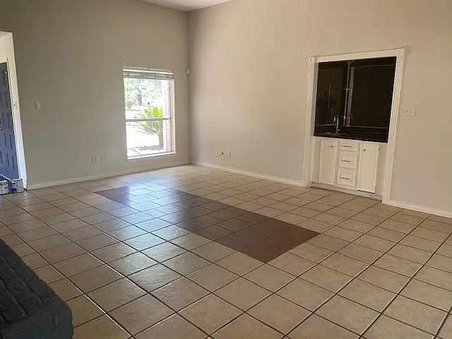 15519 Creekhaven Dr — Photo 3