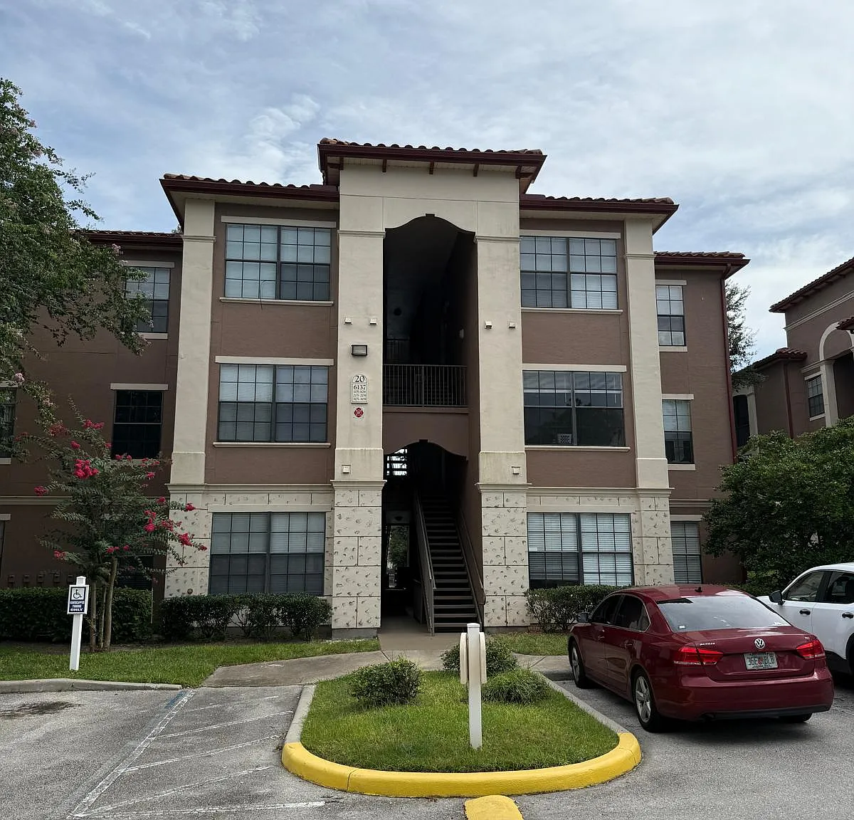 6137 Metrowest Blvd #306 (B20) - 20-306 — Photo 2