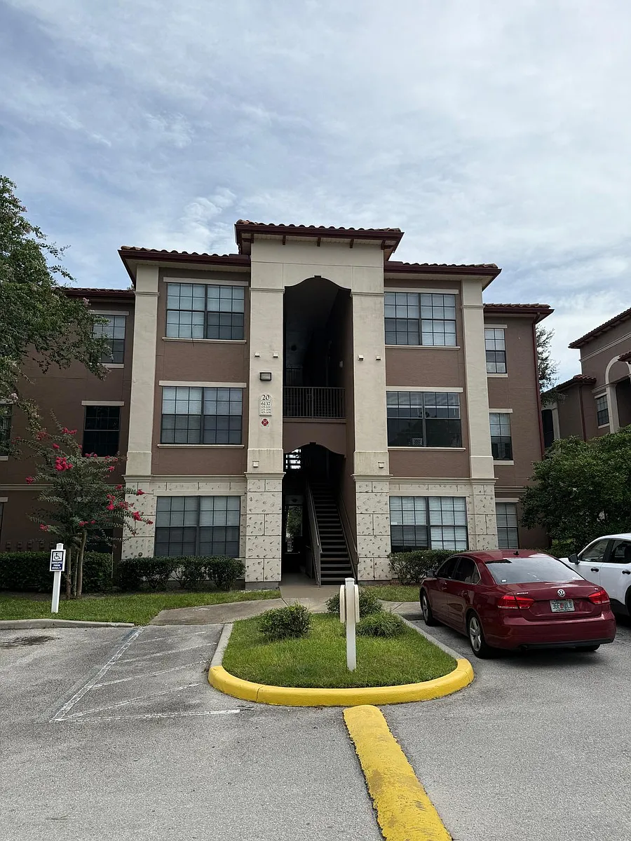 Building Photo - 6137 Metrowest Blvd #306-20-306