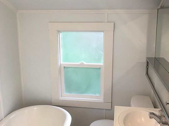 5th image of 5829 S Warner St