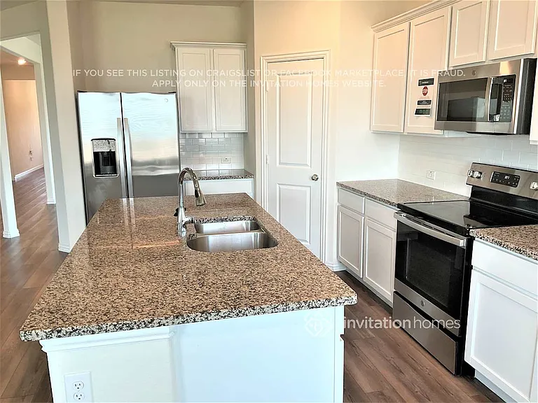 605 Fitzroy Ln — Photo 5