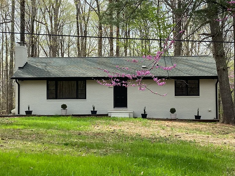 6343 Thom Rd — Photo 1