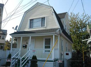 339 Huntington Rd, Bridgeport, CT 06608