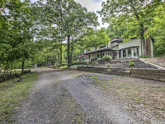 3rd image of 142 SW 499 Dr