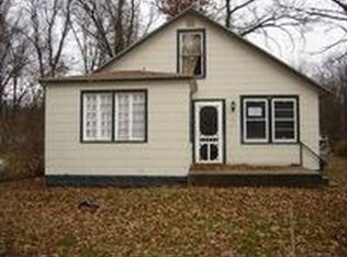 59 E Baldwin Rd, Idlewild, MI 49642