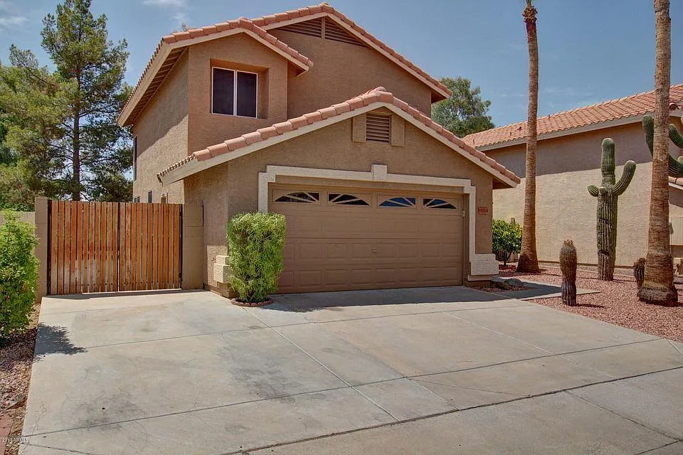 5 bed, 2231 sqft, $2,450 — Photo 1