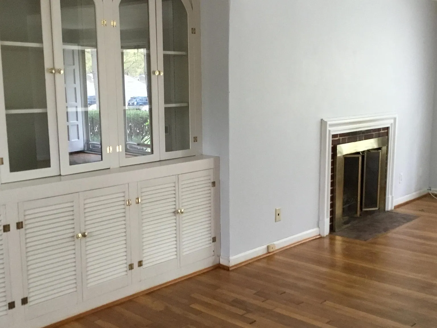 2 bed, 1048 sqft, $1,800 — Photo 3
