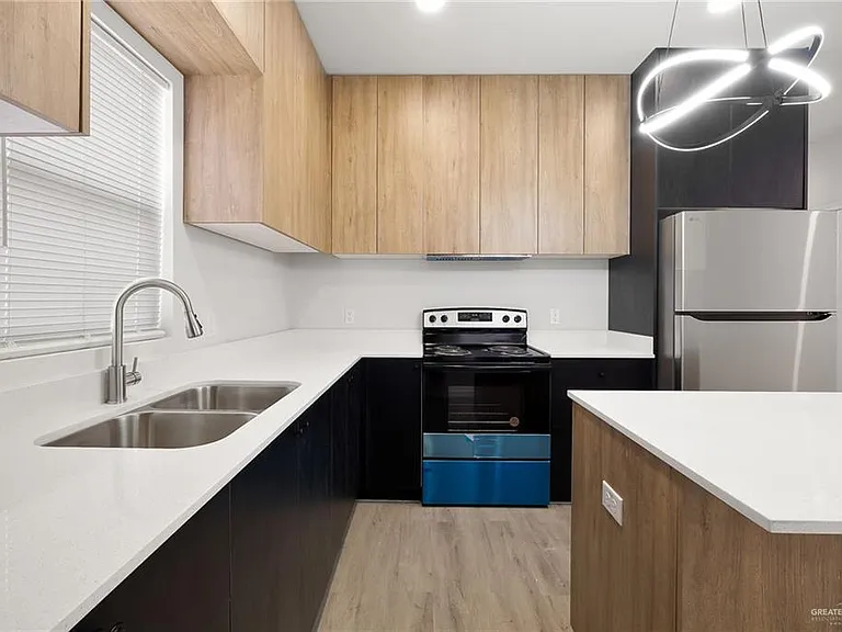 4504 Larkspur Ave #2 — Photo 8