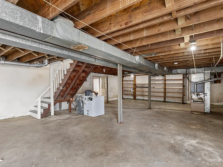 223 N Dellwood Ave — Photo 26