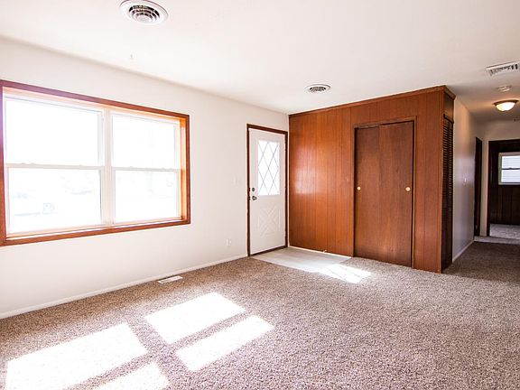 2nd image of 5838 W 41st Pl