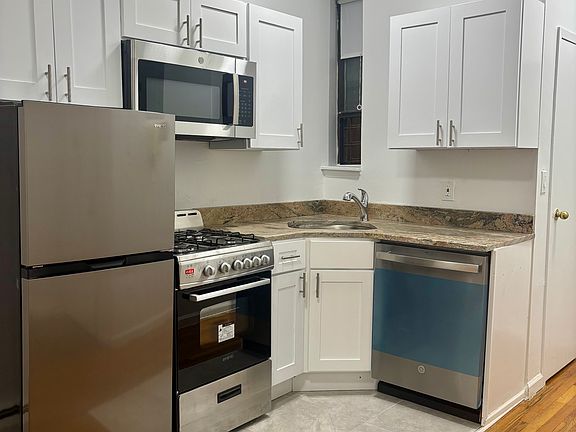 5th image of 950 Columbus Ave APT 1A