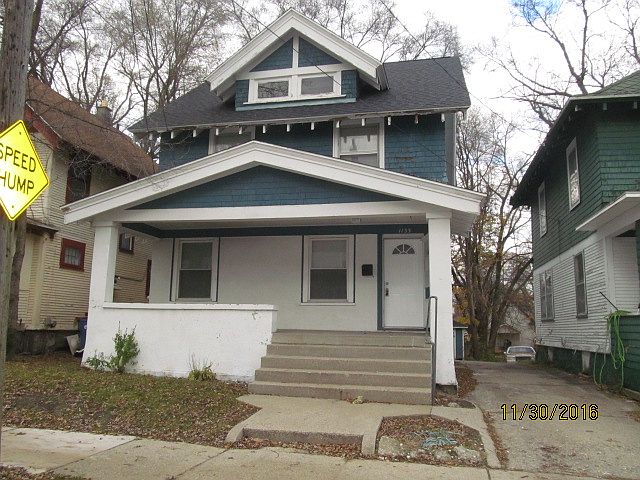 1st image of 1133 Thomas St SE