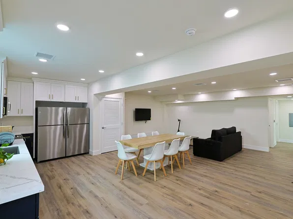 Sagittarius Apartments