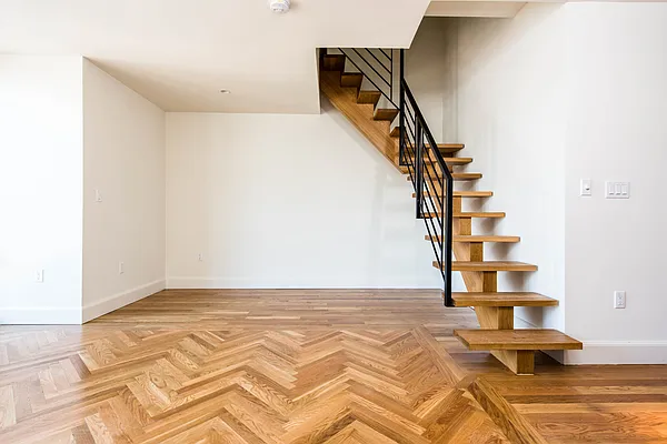 Rented by Nooklyn NYC LLC | media 62