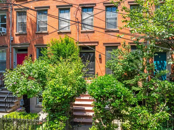 230 3rd Street image 1 of 30