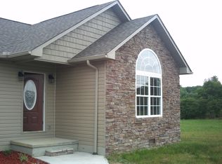 46 Chase Ln, Crossville, TN 38571