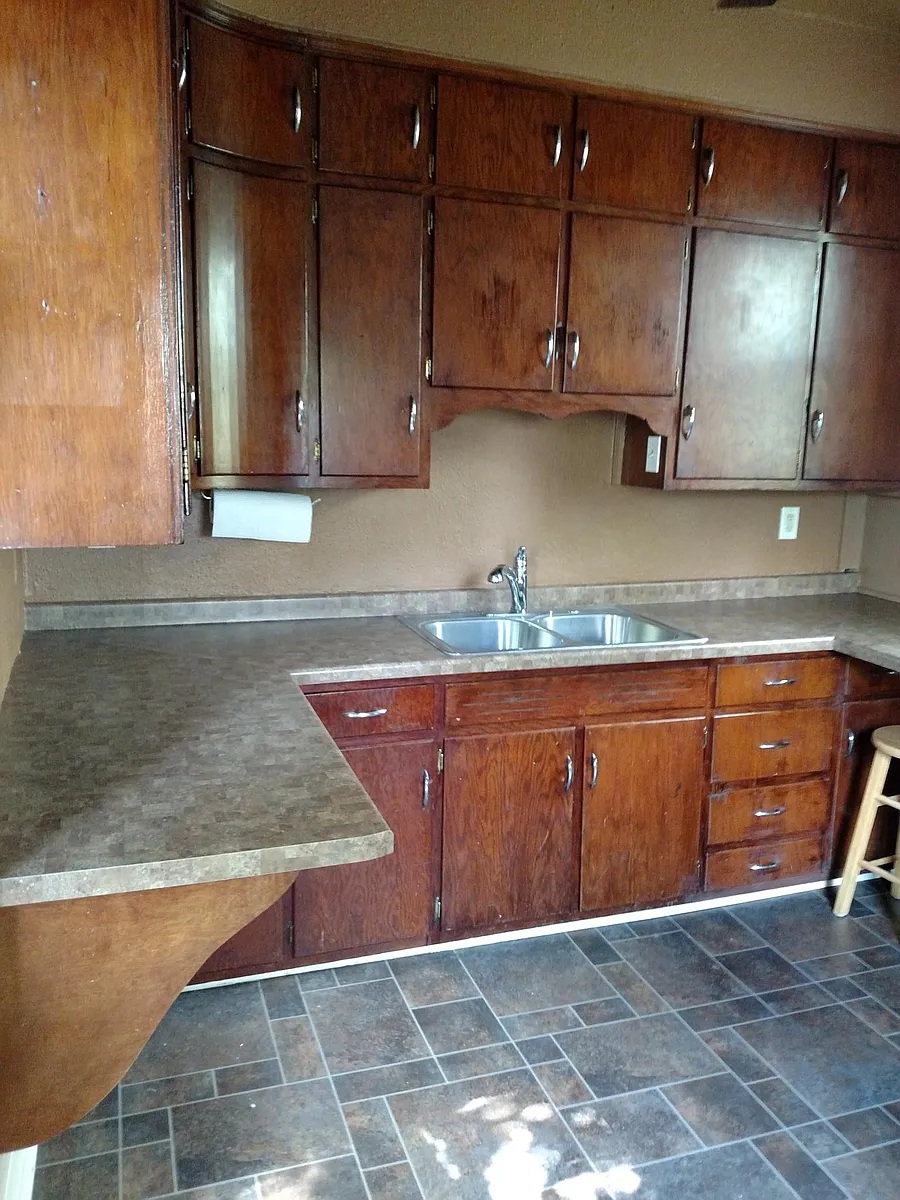 Kitchen - 1024 1/2 Main St