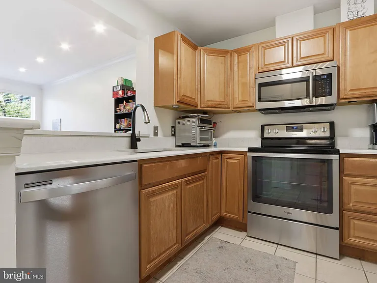 23 Pierside Dr #119 — Photo 16