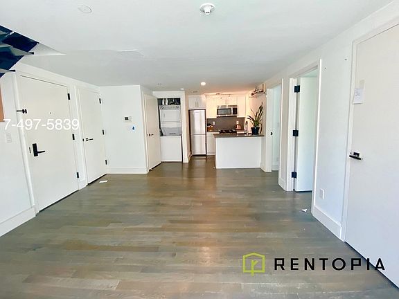 5th image of 273 Leonard St #4H