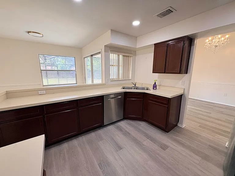 1736 Natchez Trace Blvd — Photo 9