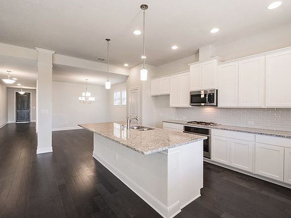 The Pinnacle - Kitchen