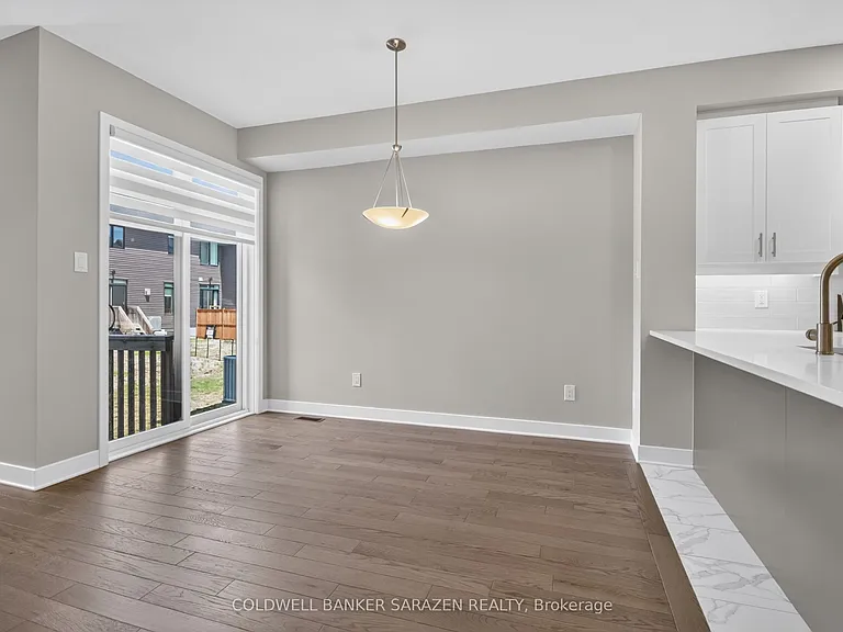 330 Whitham Cres — Photo 12