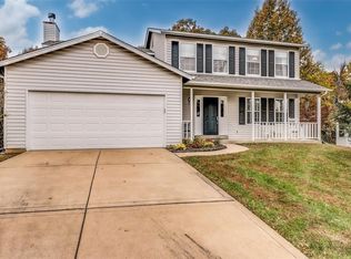 83 N Langfield Ct, Saint Charles, MO