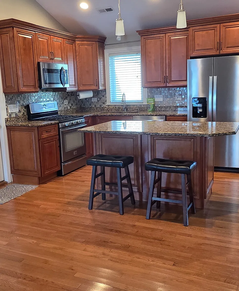 2 bed, 1000 sqft, $2,600 — Photo 2
