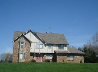 2164 Jason Dr, Commerce Township, MI