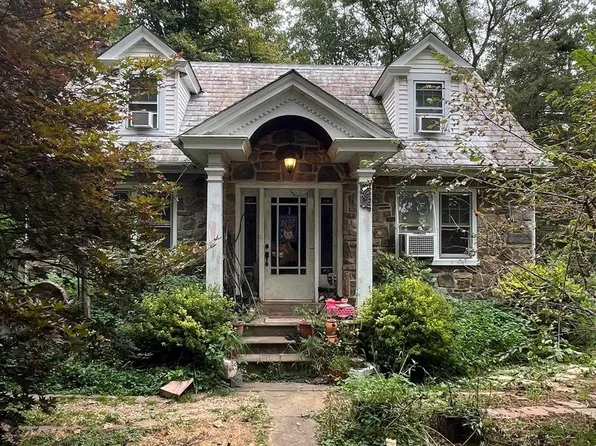 805 Rock Hill Rd, Quakertown, PA 18951