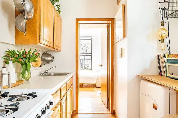 Rented by REAL New York | media 4