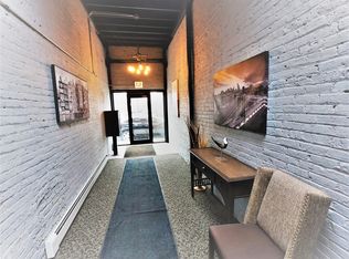 4240 N Pulaski Rd #1F, Chicago, IL 60641