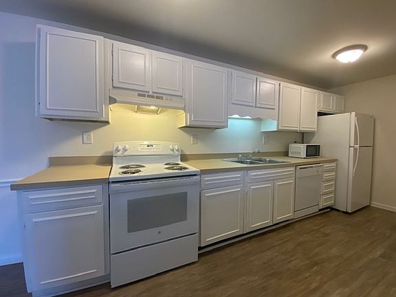 5th image of 805V High Meadow Ln