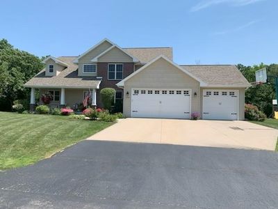 3365 Nelson Rd, Oshkosh, WI, 54904