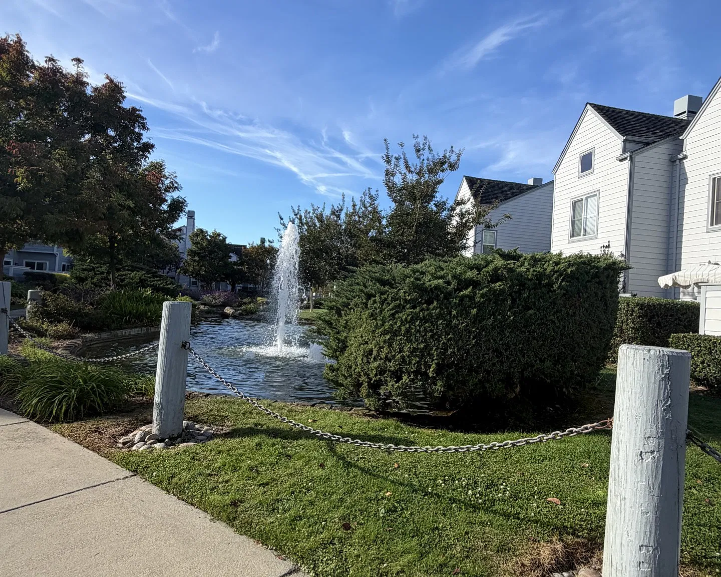 3 bed, 2.5 bath, 1930 sqft, $6,985 — Photo 1