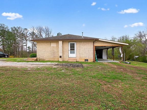 5th image of 202 Pine Hill Dr