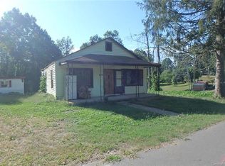 452 Tunnel Rd, Marion, NC 28752