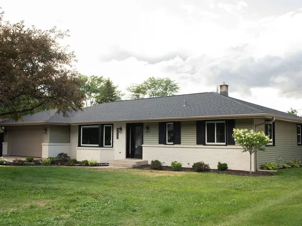 4822 Cardamon Ln, Rockford, IL 61114