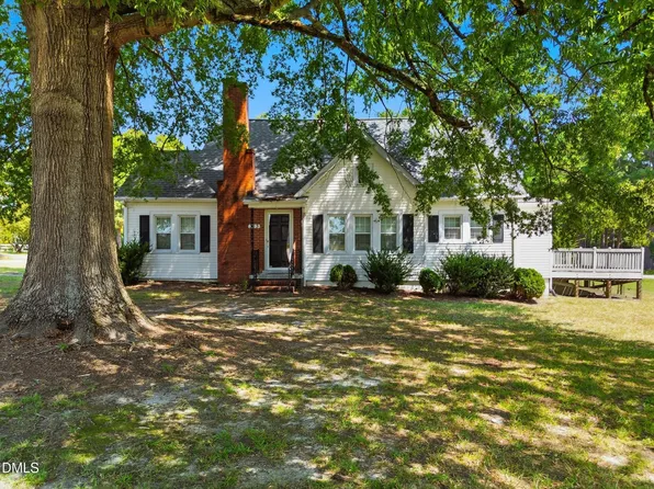 313 Proctor St, Zebulon, NC 27597