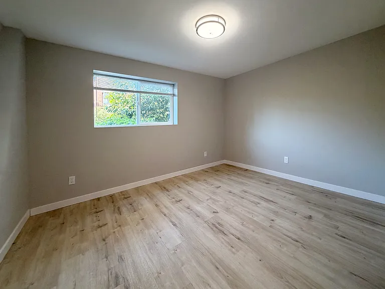 7154 46th Pl SW #C — Photo 8