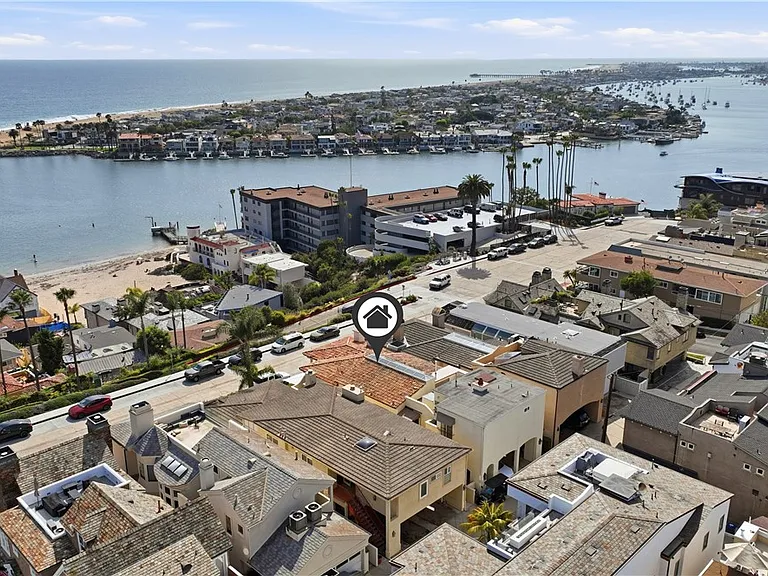 2614 Ocean Blvd #B — Photo 2