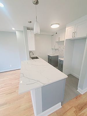 4th image of 6739 Clyde St