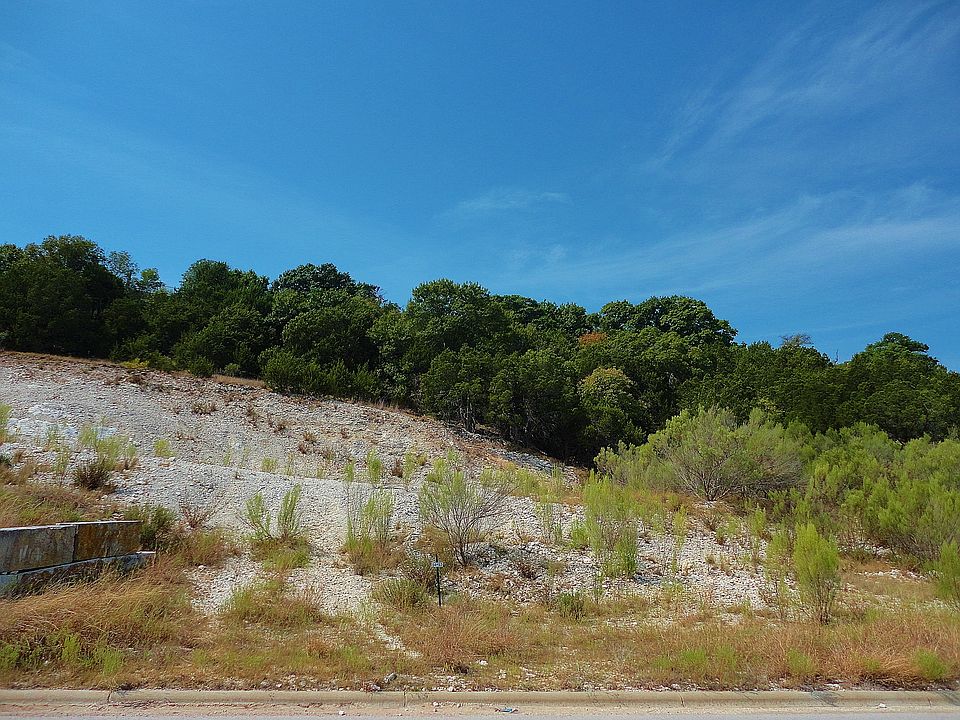 1st image of 3513 Shoreline Dr