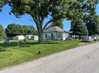709 Kansas St, Nemaha, NE 68414