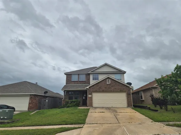 9209 Nathan Dr, White Settlement, TX 76108