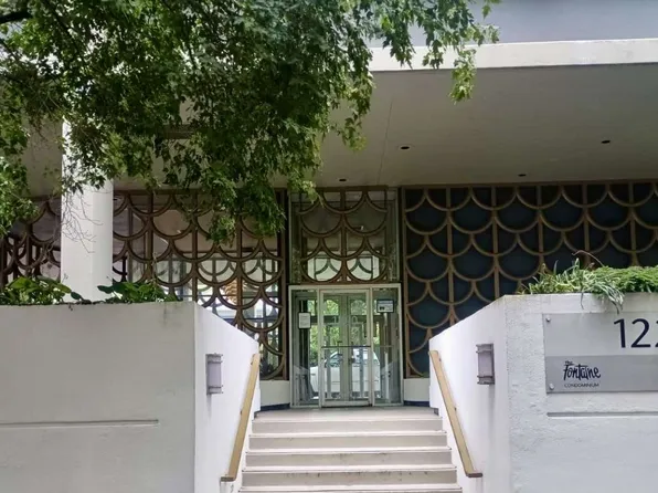 1220 NE 17th Ave APT 8D, Portland, OR 97232