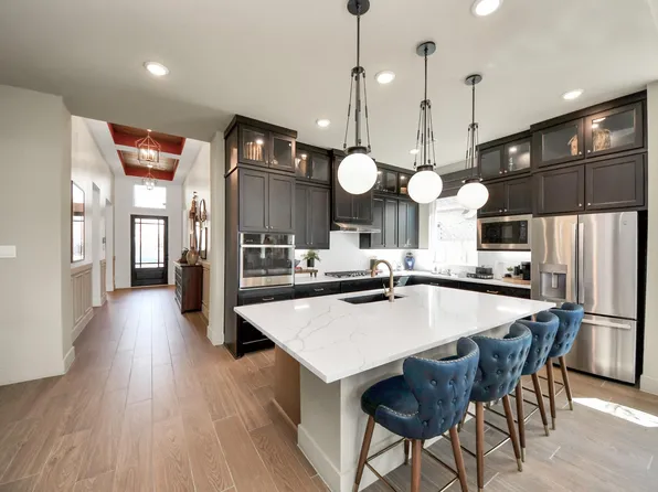 9702 Cathedral Ln, Manvel, TX 77578